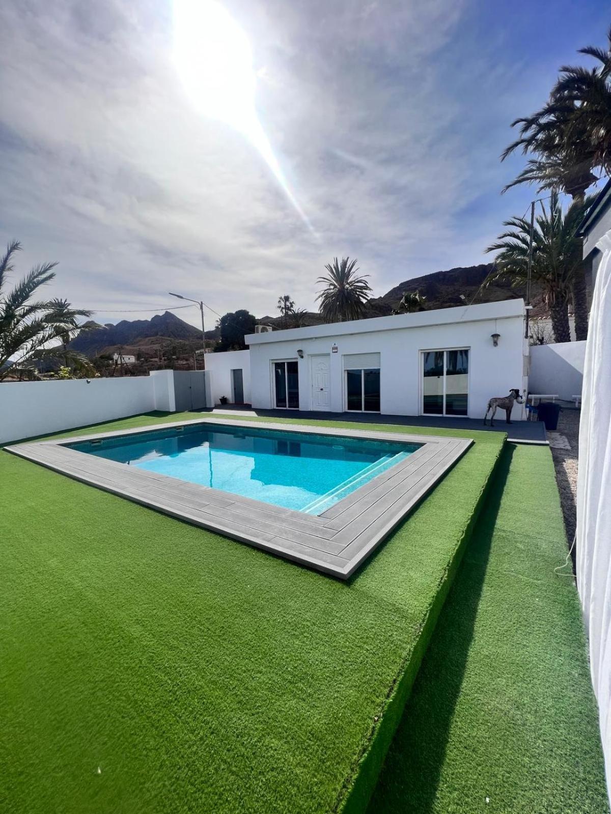 Casa Mayra * Los Caparroses